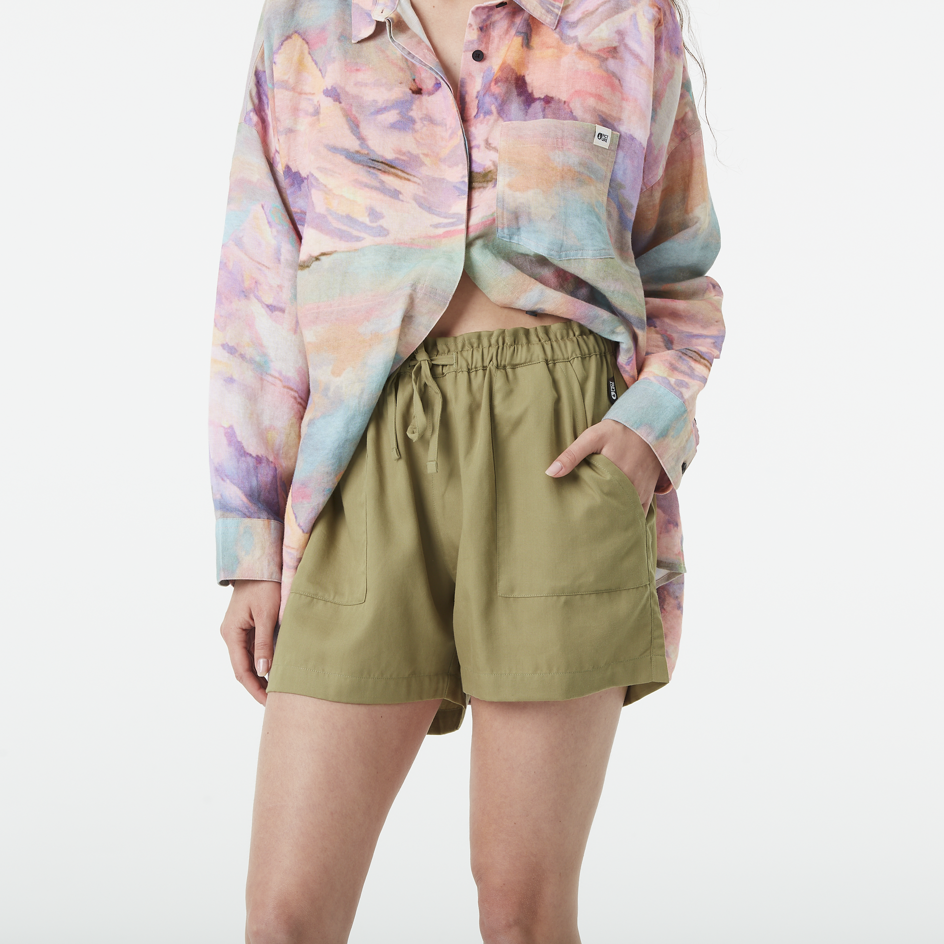 Essentials MILOU SHORTS Aloe
