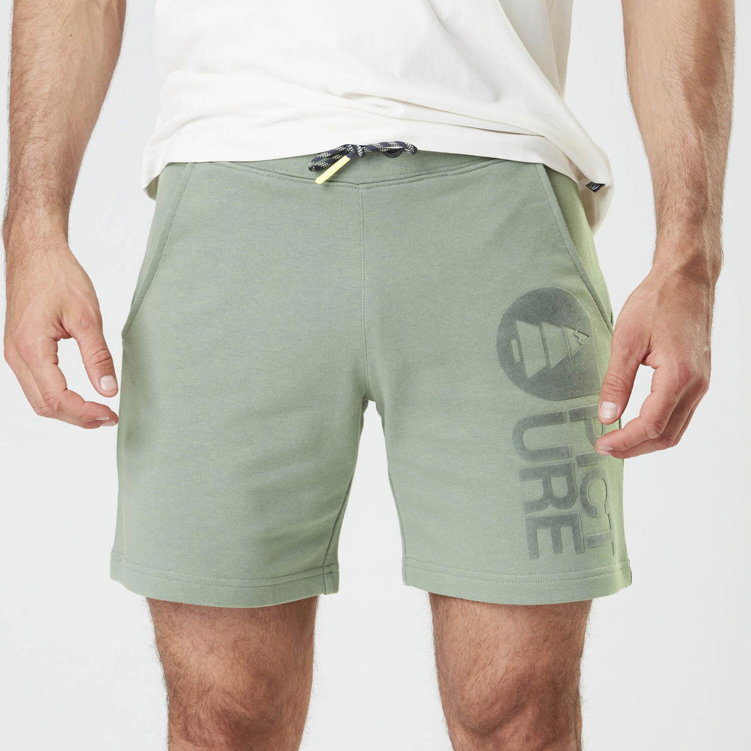 BASEMENT SHORTS