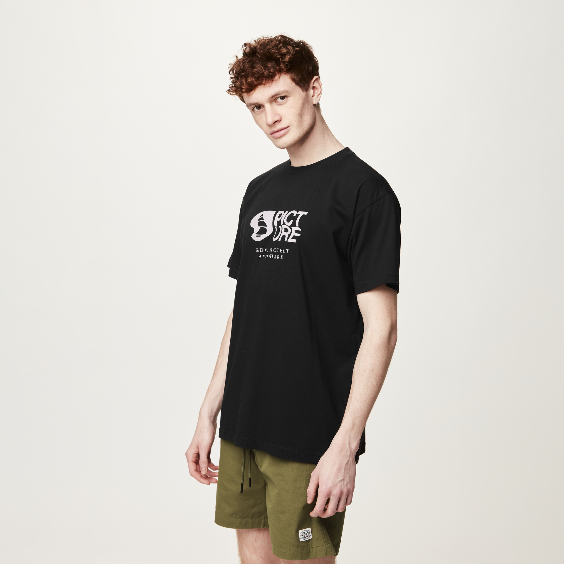 Outdoor lifestyle BSMNT REFLA TEE Black