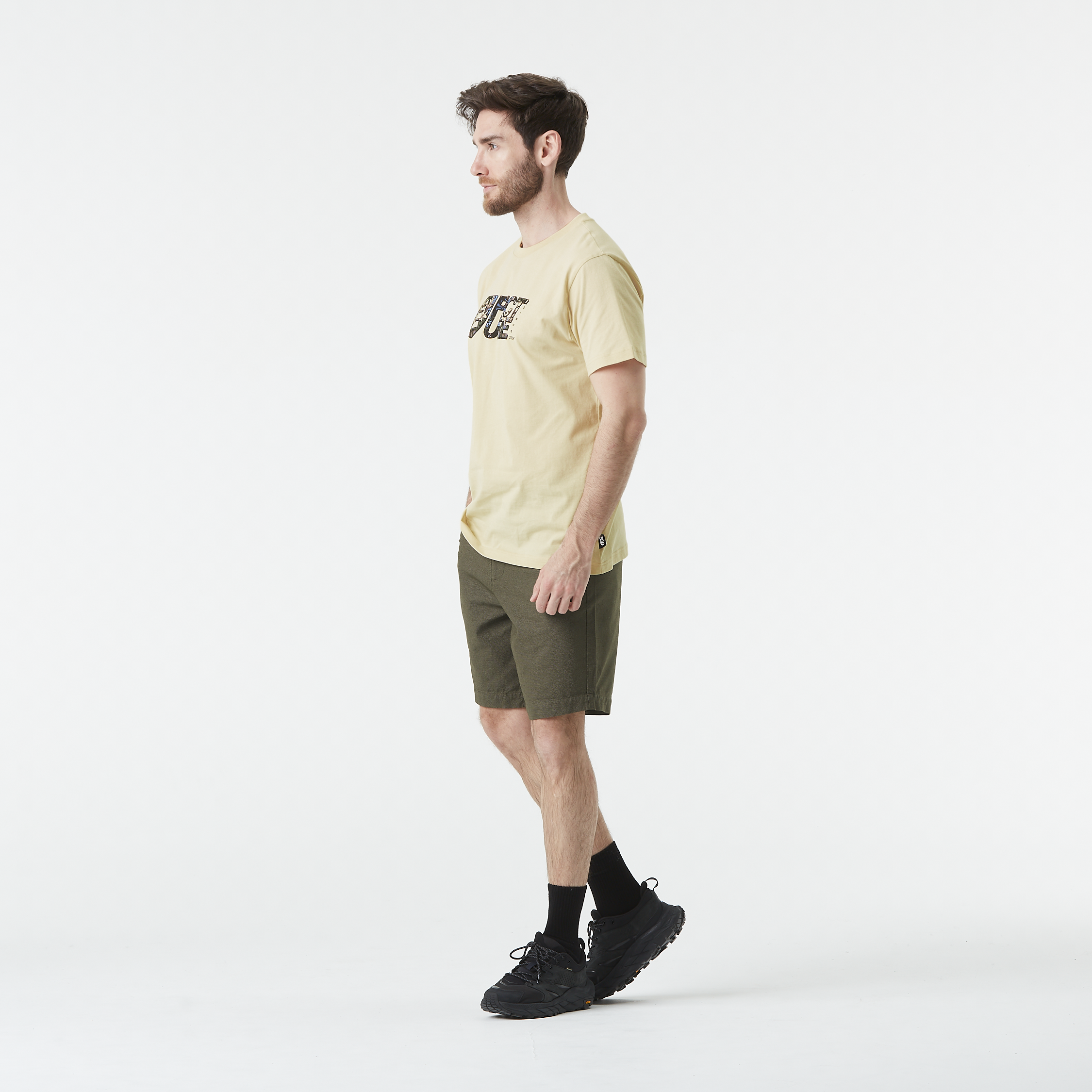 BASEMENT WEALTH TEE Wood Ash