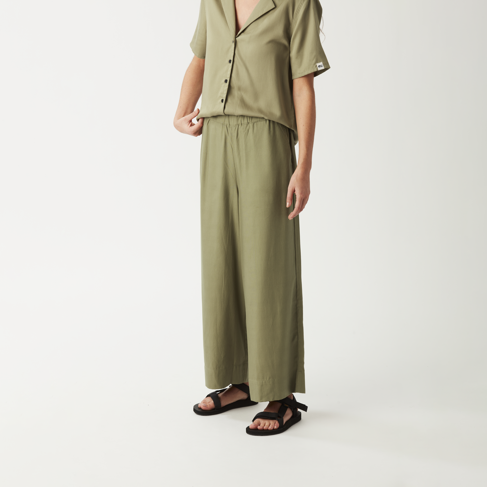 Femme TYLITA PANTS Aloe