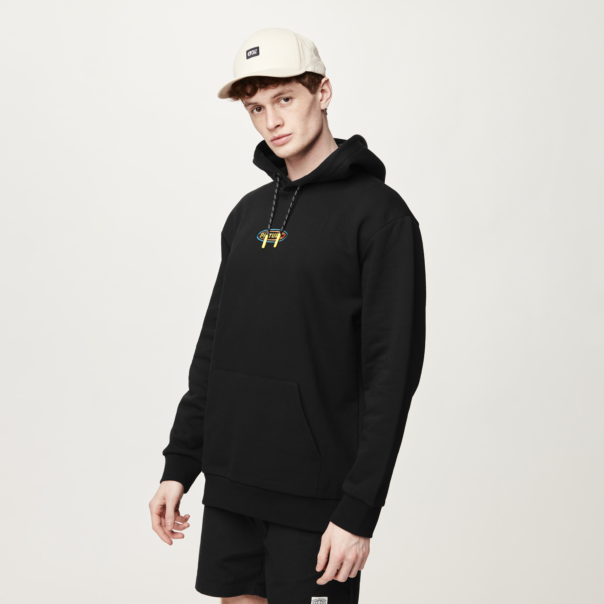 Explore TONNAH HOODIE Black