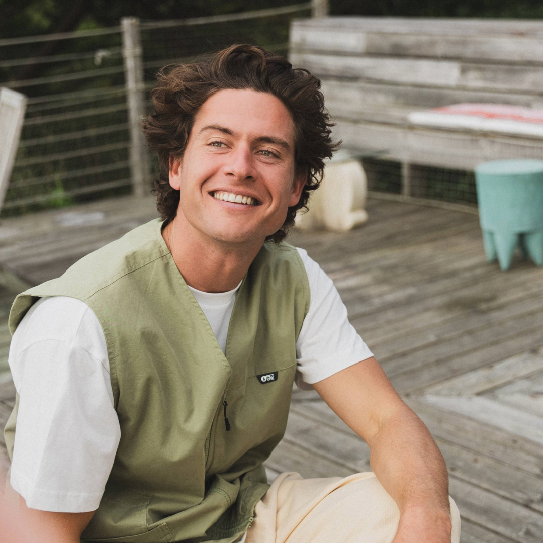 Vestes et manteaux GUMAH VEST JKT Aloe