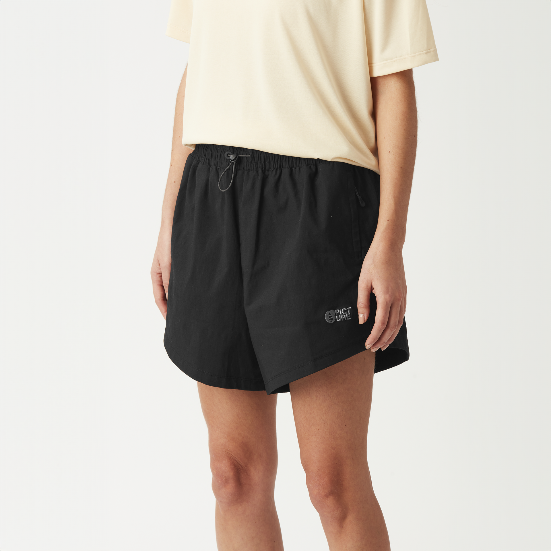 Hiking OSLON TECH SHORTS Black