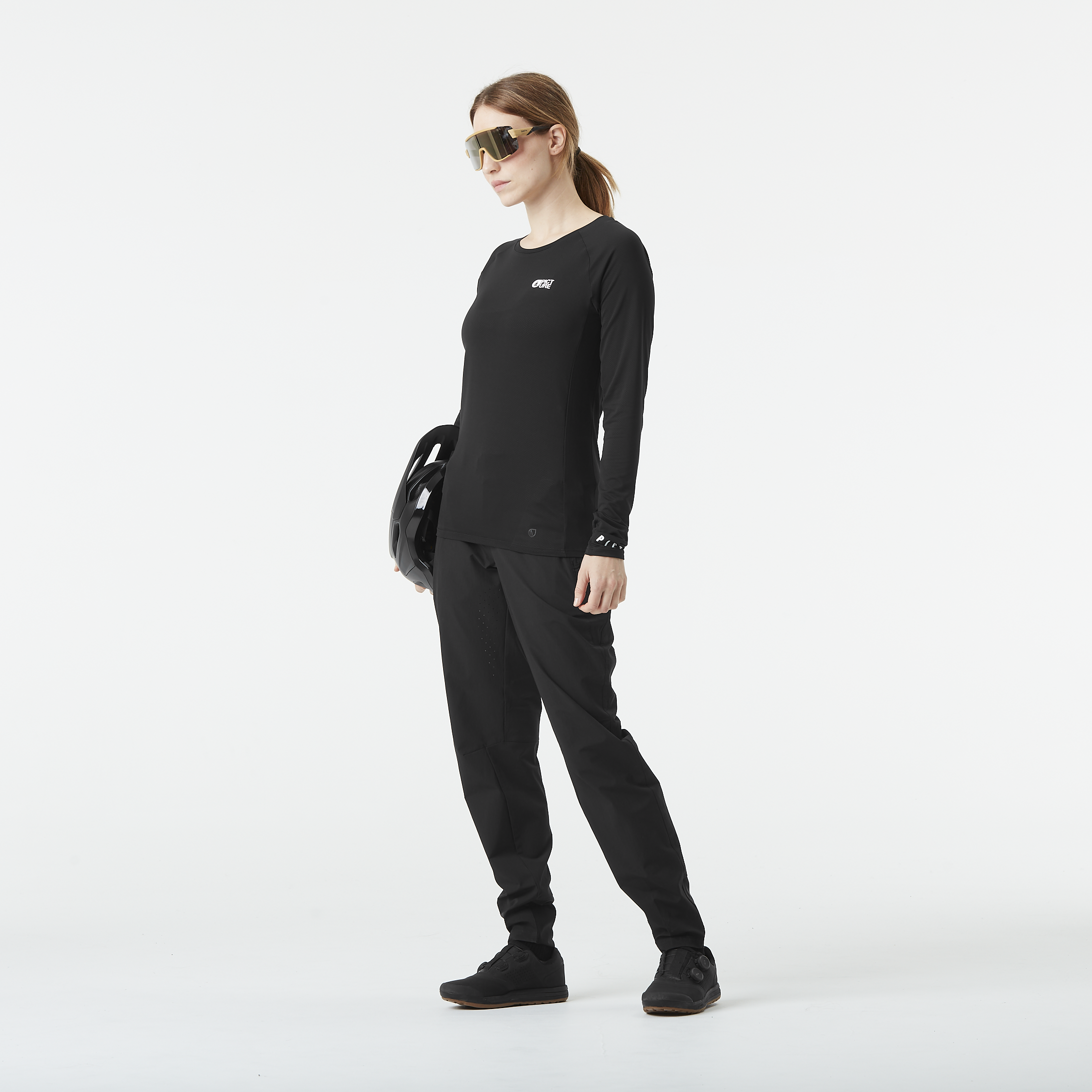 ACARAS LS TECH TEE Black