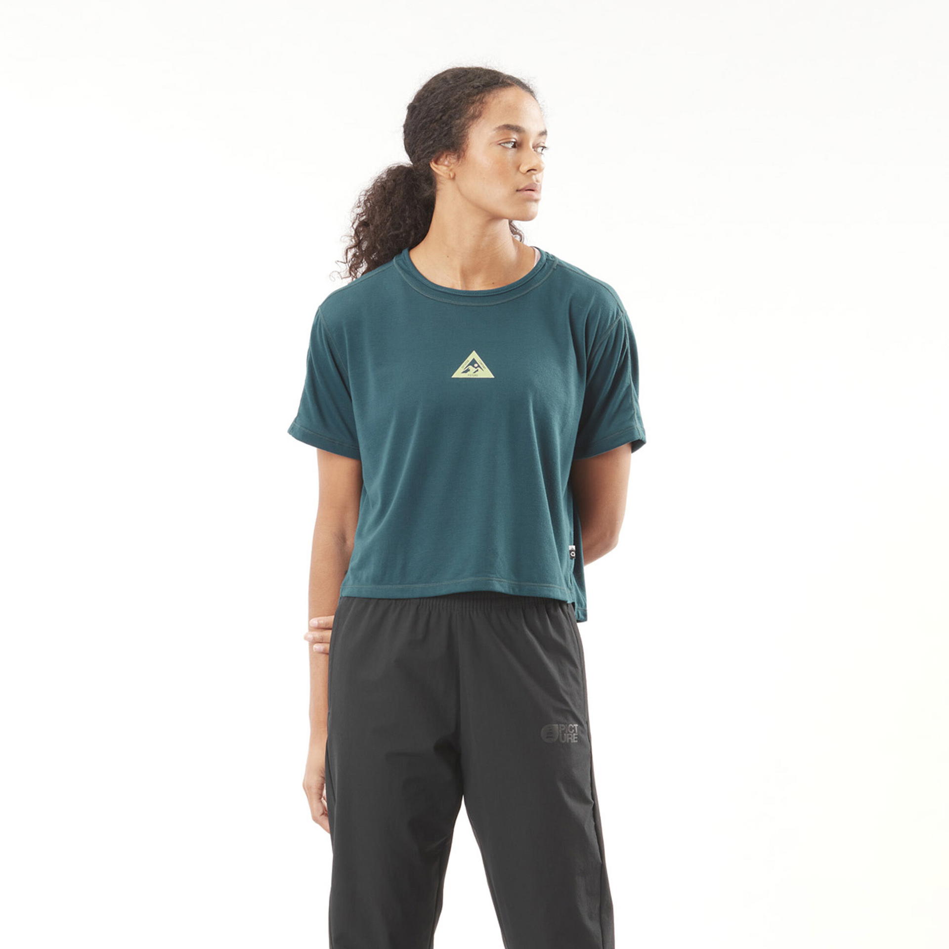 NOVITA TECH TEE