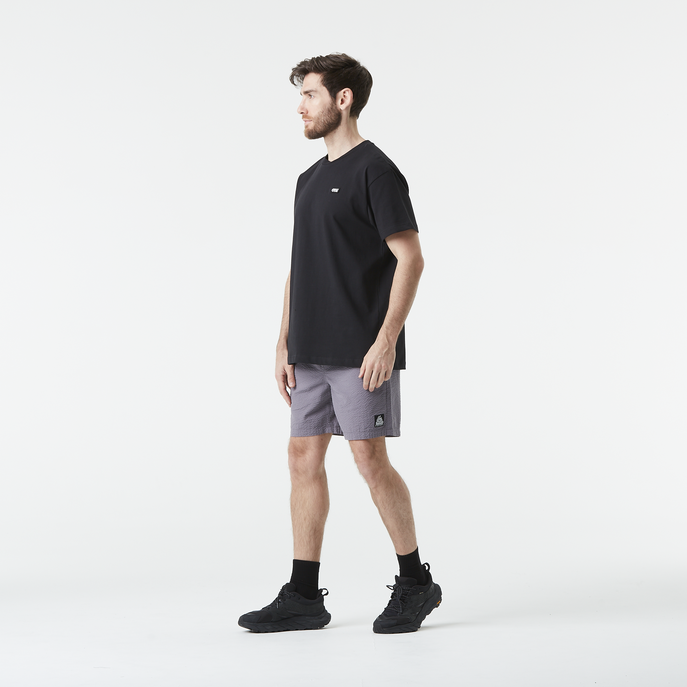 YORRA TEE Black