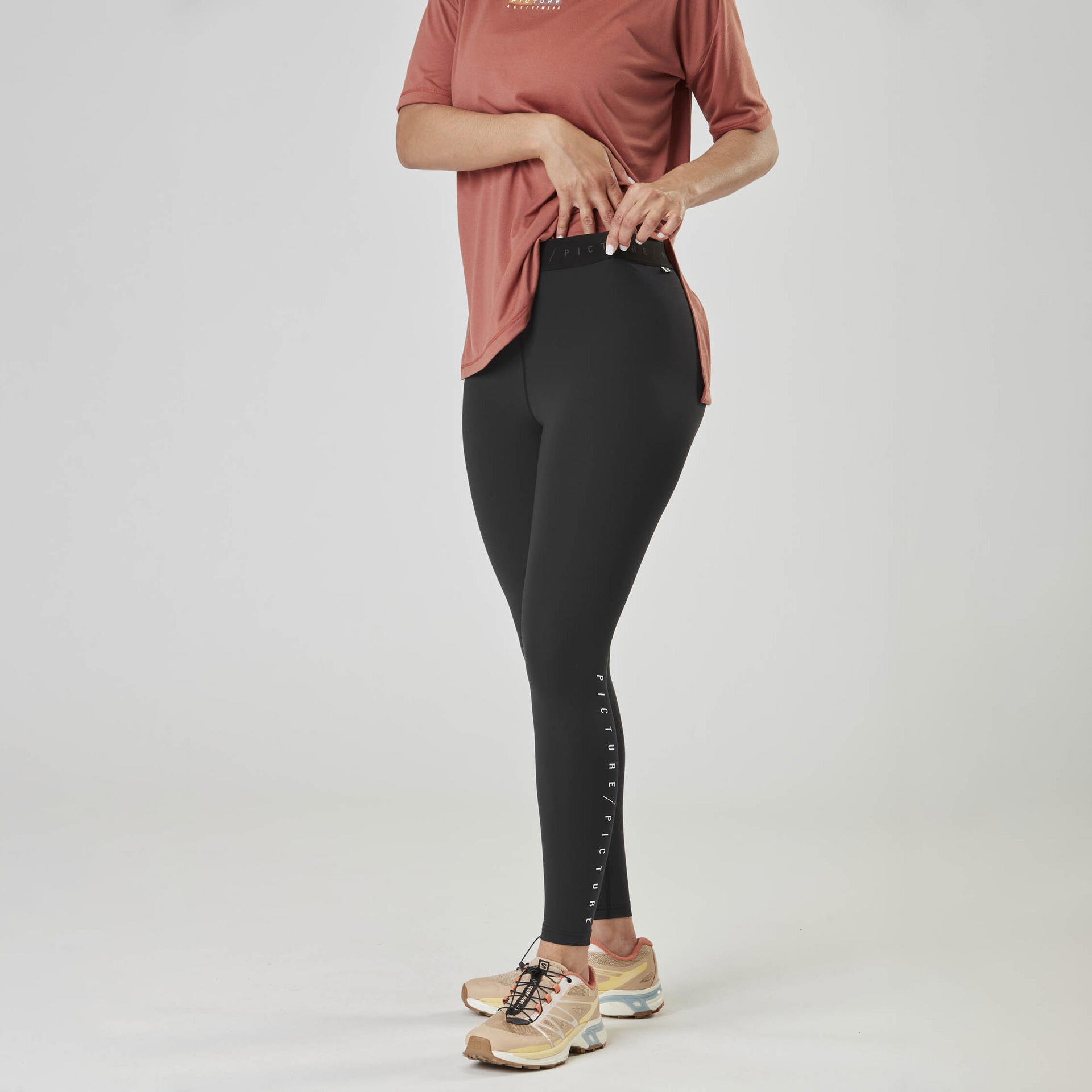 Outdoor lifestyle CATY TECH LEGGINGS Black