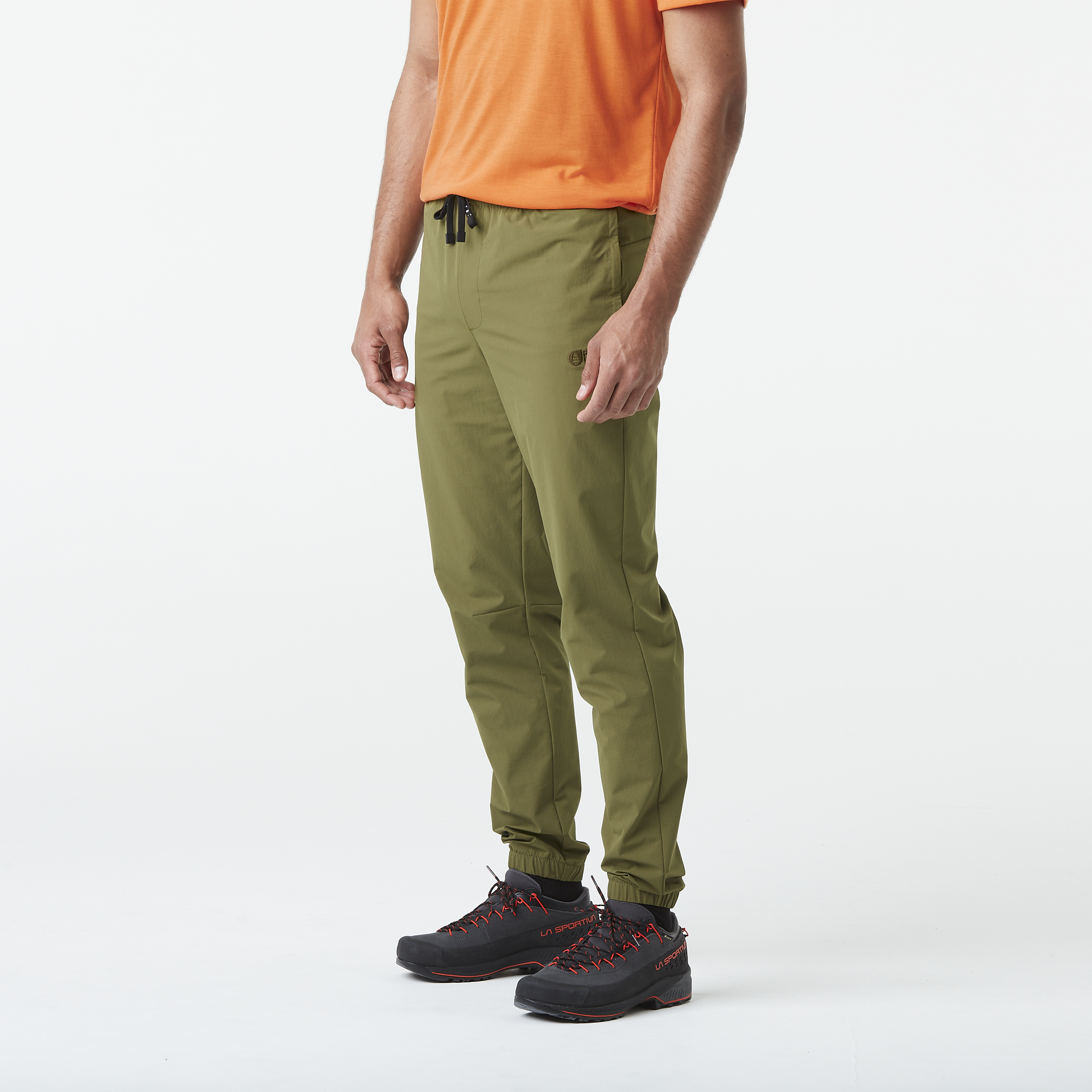 New collection men LENU STRECH PANTS Tobacco