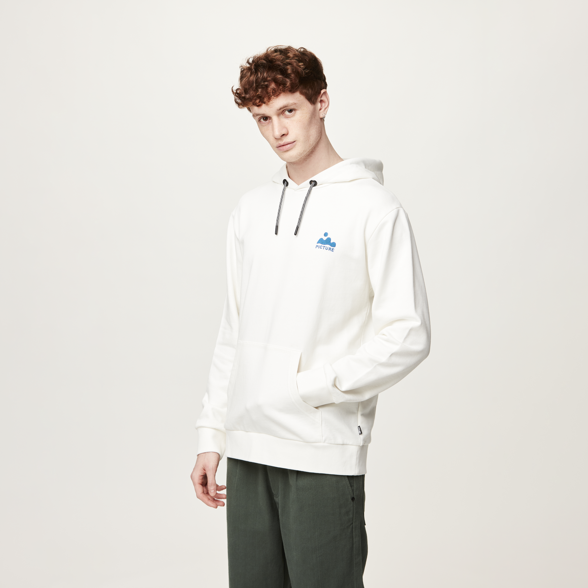 Outdoor lifestyle ART LM01 HOODIE White