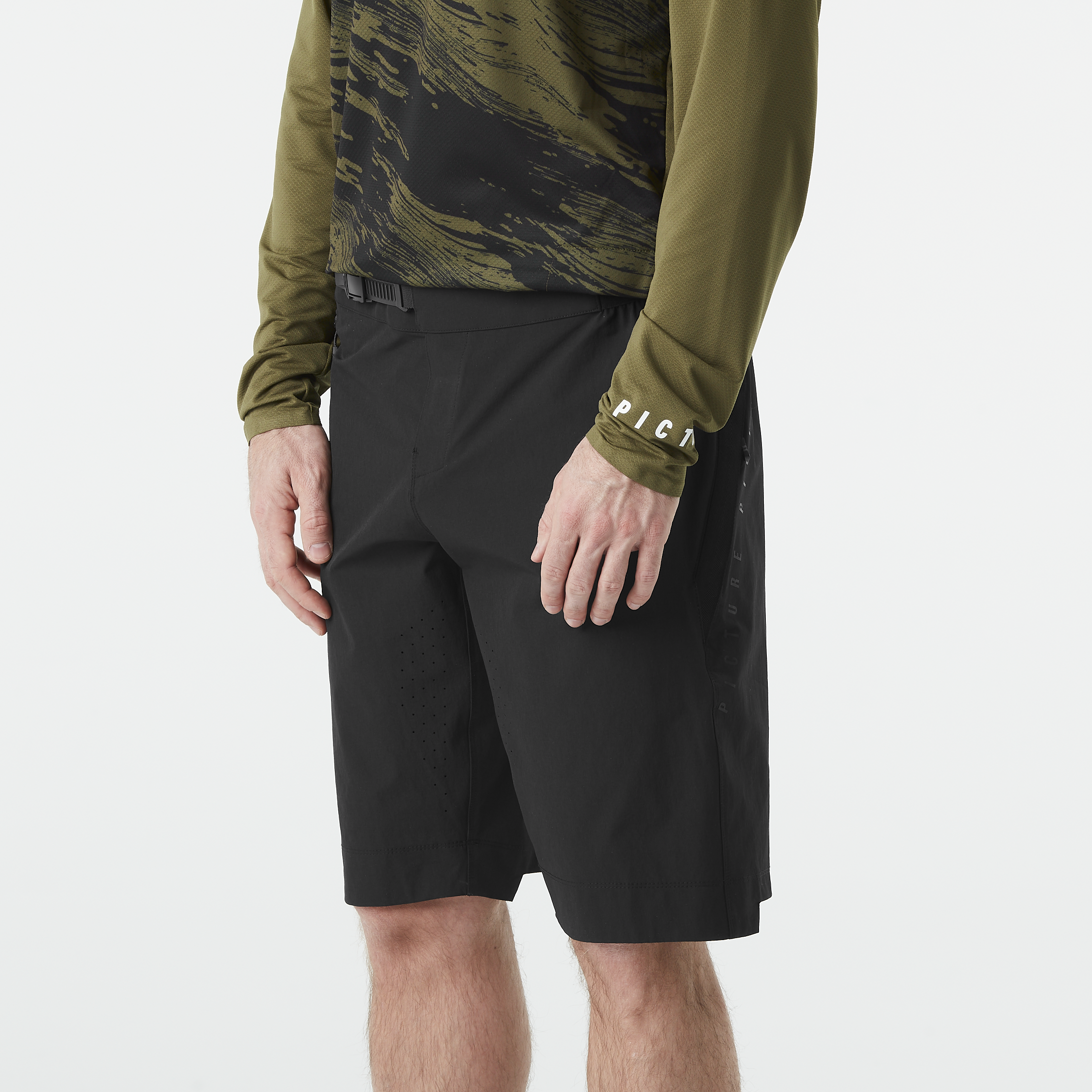 New collection men VELLIR STRETCH SHORTS Black