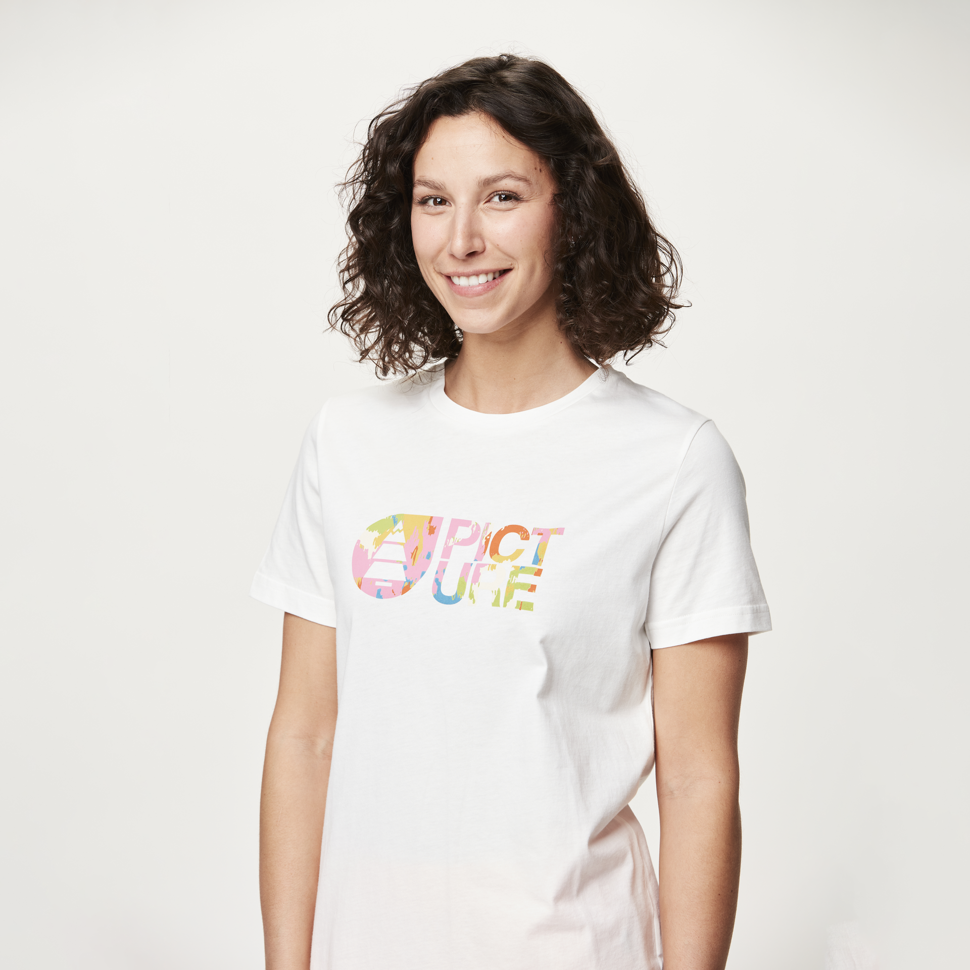 T-shirt femme BASEMENT White