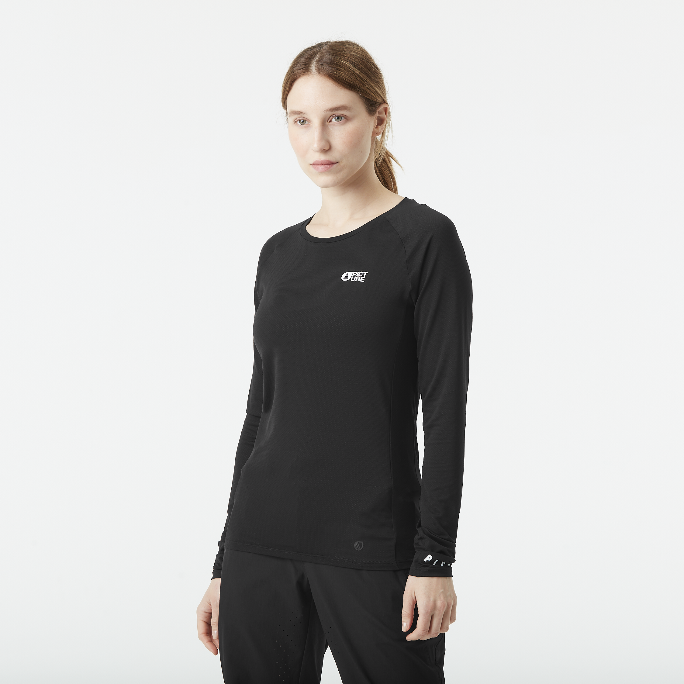 Tops ACARAS LS TECH TEE Black